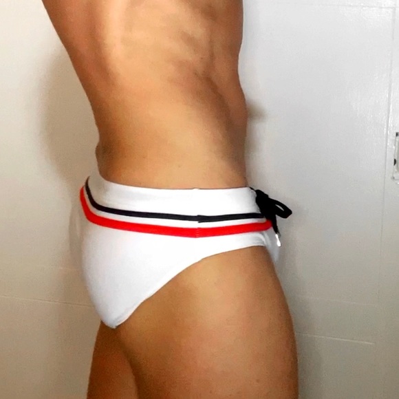 Welcome 2 Size Small Men! - Picture 3 of 11